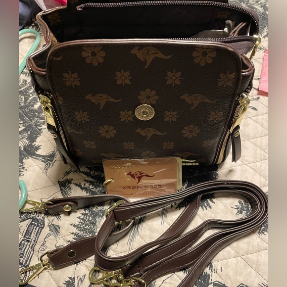 Brand new never used Leather Kaidifeiniroo Design. - Picture 3 of 9